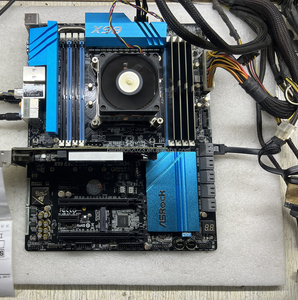 Cho <span class=keywords><strong>ASRock</strong></span> X99 extreme6 Bo mạch chủ LGA 2011-v3 PCI-E 3.0 1 m. 2 10 SATA3 <span class=keywords><strong>ATX</strong></span> - Product Image 5