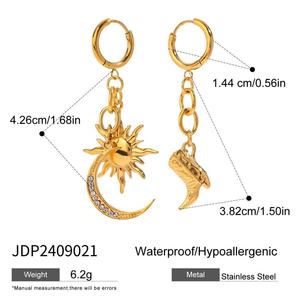 Boucles d'oreilles pendantes tendance en acier inoxydable haut de gamme, motif papillon et lune, style européen et américain, plaqué or, pour femme, anniversaire - Product Image 6