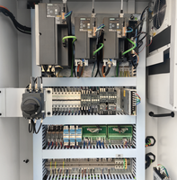 Tour CNC à banc incliné horizontal avec commande personnalisable, tourelle porte-outils à 8 postes, 6/8 pinces/mandrins, machine de moyenne capacité