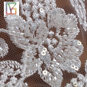 Factory <span class=keywords><strong>Outlet</strong></span> 100% poliéster de lujo con cuentas de cristal lentejuelas patrón Floral bordado vestido de novia tela de encaje - Product Image 3