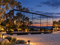 Maison Modulaire Préfabriquée Moderne en Forme de Cabine Miroir avec Mur en Verre Réfléchissant pour Glamping, Hôtels, Sites Touristiques, Usine Personnalisée