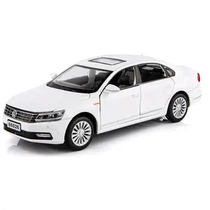 1:32 diecast mobil model Volkswagen Passat mobil logam campuran suara dan cahaya pullback tampilan dekorasi model mobil