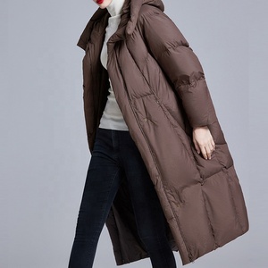 Blouson d'hiver pour <span class=keywords><strong>femme</strong></span> Boying 2025, nouveau, long, à capuche, épais, ample, coupe ajustée, uni, teint, en duvet de canard blanc - Personnalisable - Product Image 2