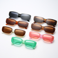 2023 personnalisé nouveau Vintage rectangulaire Uv400 lunettes de soleil petit cadre à la mode marron lunettes de soleil