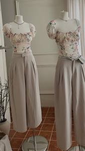 Conjunto de Top Corto Floral con Pantalones Anchos Color Crema para Uso Diario, Muestra Disponible, Mezcla de Poliéster y Spandex de Punto + Tejido de Poliéster - Product Image 4