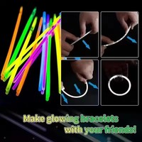 Bâtons fluorescents multicolores pour fête, 50/100 pièces, bâton lumineux coloré, bracelet lumineux flexible, fournitures de fête