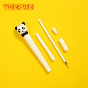 Vente en gros de <span class=keywords><strong>stylo</strong></span> étudiant en plastique <span class=keywords><strong>stylo</strong></span> pour enfants pendentif <span class=keywords><strong>Panda</strong></span> dessin animé <span class=keywords><strong>stylo</strong></span> gel bon marché de haute qualité - Product Image 5