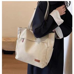 Borsa con Cerniera in Tela Stile Giapponese Grande Capacità Nuovo Modello Studentesco Versatile Casual Semplice Borsa a Tracolla per Lezioni e Pendolarismo - Product Image 2