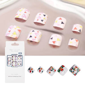Etiqueta privada dedo del pie uña falsa <span class=keywords><strong>con</strong></span> patrones palo <span class=keywords><strong>de</strong></span> plástico ABS en <span class=keywords><strong>uñas</strong></span> <span class=keywords><strong>de</strong></span> pie conjunto diseños <span class=keywords><strong>de</strong></span> dibujos animados prensa blanca en puntas <span class=keywords><strong>de</strong></span> <span class=keywords><strong>uñas</strong></span> para dedos <span class=keywords><strong>de</strong></span> los pies - Product Image 2