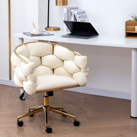Chaise de salon confortable et tendance, style luxe léger, chaise moderne en velours avec dossier pour la maison