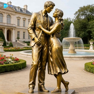 Statua in Bronzo a Grandezza Naturale di Coppia in Amore Vero per Parchi, Ville e Spazi Esterni - Product Image 1