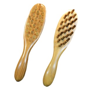 Peine de masaje para el cuero cabelludo de sándalo verde, 15-20 cm, con dientes de cuerno de carnero para el cuidado de los meridianos de la cabeza - Product Image 5