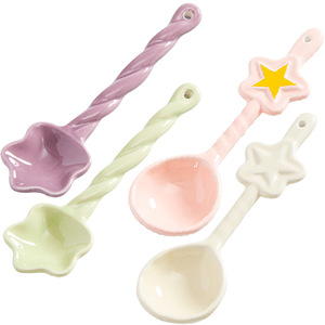 Cucchiaio in Ceramica con Manico Lungo Stile Influencer Cinese, Design a Stella Intrecciata, Fresco e Naturale, Stile Instagram, Creativo e Femminile per Dessert e Caffè - Product Image 5