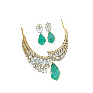 Conjunto de Collar y Pendientes de Moissanita Chapados en Oro Glamurosos para Mujer, Joyería de Compromiso Moderna, Estilo Boda, Diseño de Gota de Agua con Corte de Pera - Product Image 2