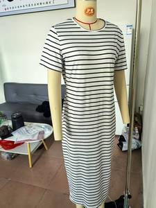 <span class=keywords><strong>Vestido</strong></span> Midi a <span class=keywords><strong>Rayas</strong></span> con Abertura para Mujer 2026 - Elegante <span class=keywords><strong>Vestido</strong></span> sin Mangas para Primavera/Verano, Top Casual a <span class=keywords><strong>Rayas</strong></span> Verticales de Moda para Venta al por Mayor - Product Image 3