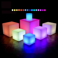 PE Plastic Led Furniture Bar Light Glow illuminato Led RGB decorativo Light Cube Seat con Multi Color