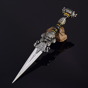 Marchandises d'animation Soul Continent : Réplique de l'épée du Dieu Scorpion Fantôme Huoyuhao en alliage argenté, 26CM 220G, couteau de boîte aux lettres non affûté - Product Image 3