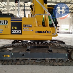 KOMATSU PC 200 di seconda mano cingolato escavatore di alta qualità dal Giappone per la montagna progetti - Product Image 5