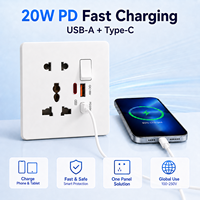 Prise intelligente universelle 3/5 broches avec port de charge rapide Type-C 20W, multiprise murale universelle double USB en plastique pour le Royaume-Uni