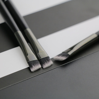 Pinceau Eyeliner Précis en Bois Noir pour Yeux, Pinceau Angulaire Fin pour Sourcils, Pinceau Correcteur de Contour, Baume à Lèvres