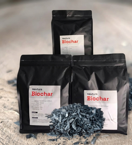 Le biochar avancé améliore l'écosystème du sol, augmente la disponibilité des nutriments et soutient efficacement les pratiques agricoles durables. - Product Image 2