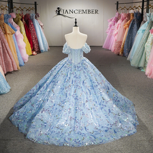 Impresionante Vestido de Quinceañera Azul con Escote Corazón, Apliques de Cuentas, Encaje, Cristales y Cola de Capilla, Largo hasta el Suelo, Modelo 6926 - Product Image 4