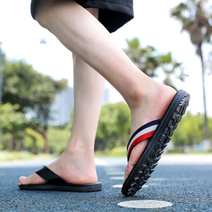 Tongs d'été pour hommes Sneakers Pantoufles Design décontracté Tongs en <span class=keywords><strong>cuir</strong></span> pour hommes - Product Image 4