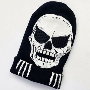 Bonnet tricoté lumineux en forme de crâne pour Halloween – Vente en gros - Product Image 1
