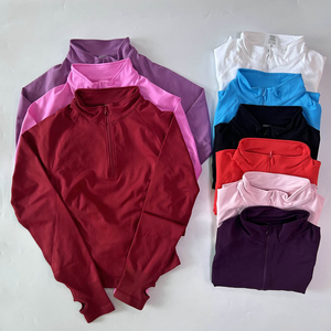 Veste de sport OEM en gros pour femme, coupe ajustée, col montant, demi-zip, à manches longues, avec logo personnalisé, idéale pour la gym et le yoga - Product Image 5