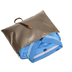 Pochette à rabat en satin haut de gamme de luxe, personnalisée pour les extensions capillaires, sac anti-poussière personnalisé en satin pour perruques - Product Image 3