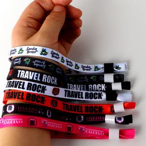 Parti Bilekliği için Özel Kumaş Bileklikler, Tek Kullanımlık Kilitli Kumaş Bileklikler Etkinlikler için - Product Image 1