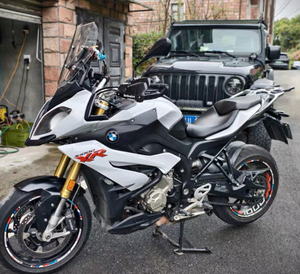 <span class=keywords><strong>Moto</strong></span> Usata <span class=keywords><strong>BMW</strong></span> per Viaggi e Sport, 1000CC - Product Image 1
