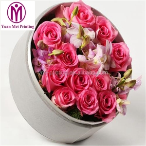 Wholesale Custom Printed UV Coated Biodegradable Rectangle <b>Sweet</b> Flower Paperboard Hat Packaging Bag - Product Image 3