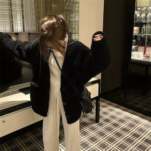 Black Plush V Neck <b>Cardigan</b> Mid Length Knitted Fleece Lined Women's Winter Wear With Pocket Solid Color Simple Style - Product Image 2