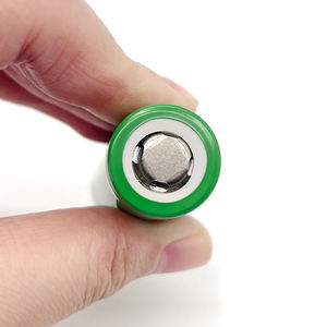 بطارية ليثيوم أيون قابلة لإعادة الشحن <span class=keywords><strong>LG</strong></span> INR18650-<span class=keywords><strong>MJ1</strong></span> بقوة 10 أمبير للأدوات الكهربائية والمفكات الكهربائية بالجملة - Product Image 3