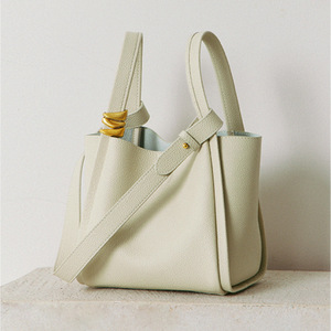 Sac à main en daim vintage populaire et relaxant, grande capacité, imperméable, mode estivale, idéal pour les trajets quotidiens et usage décontracté, modèle unique - Product Image 6
