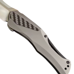 Couteau pliant en fibre de carbone, lame Wharncliffe en acier D2, manche en aluminium, incrustation triangulaire, tactique, EDC, camping, OEM - Product Image 4
