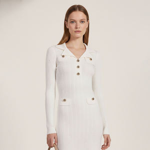 <span class=keywords><strong>Abito</strong></span> in Maglia a <span class=keywords><strong>Maniche</strong></span> <span class=keywords><strong>Lunghe</strong></span> con Colletto e Dettagli a Bottoni, Vestito Midi Aderente con Orlo <span class=keywords><strong>Svasato</strong></span> per Donna - Product Image 1