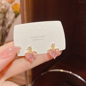 Ensemble Collier, Boucles d'Oreilles et Bague Classique Rose Amour Série Sweet Sen pour la Saint-Valentin et Anniversaire, Zircon Premium Unisexe pour Mariage - Product Image 2