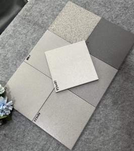 แผ่นกระเบื้องพอร์ซเลนสำหรับปูพื้นด้านนอกขนาด200x200มม. แผ่นปูพื้นทางเดินในห้างสรรพสินค้าหินซูเปอร์มาร์เก็ตกันลื่นทนทาน <span class=keywords><strong>R11</strong></span>ทั้งตัวเครื่อง - Product Image 1