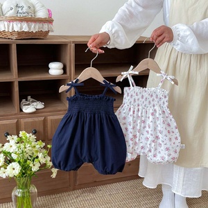 Tutina per Neonata con Elastico Arricciato e Fiocco, in Misto Cotone, Fantasia Floreale o Tinta Unita, per l'Estate e l'Uso Quotidiano all'Aperto - Product Image 1