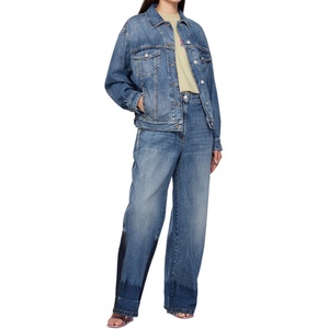 Vaqueros de mezclilla personalizados para mujer, azules deslavados, con parches en contraste, de pierna ancha, sin elasticidad, 100% algodón, con cierre de cremallera. - Product Image 5