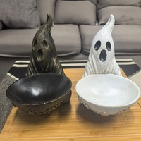 Statue en résine de fantôme d'Halloween en forme d'horloge, peinte à la main, décoration artistique pour la maison, idéale pour une présentation festive sur table