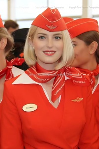 Uniforme da Hostess Russa Sexy con Cappello, Sciarpa, Giacca e Abito, Colore Rosso Arancione Brillante, Ricamata, per Donne, Vendita all'Ingrosso - Product Image 3