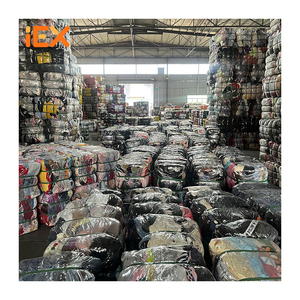 Venta al por Mayor de Ropa de Invierno Usada, Ropa de Moda Usada, Stock al por Mayor para Mujer - Product Image 4