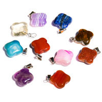 Pendentif trèfle à quatre feuilles porte-bonheur - Collier en pierre de jadéite à quatre pétales - Décoration - Pierre de cristal naturelle