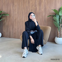 Ensemble 2 pièces pour femmes musulmanes : Abaya à capuche personnalisable avec cordon de serrage et pantalon large – Tenue islamique quotidienne et sportive pour Dubaï