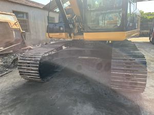 Excavatrice CAT 320CL avec godet de terrassement d'une capacité de 0,32 m³, poids opérationnel de 20 tonnes, d'occasion - Product Image 6
