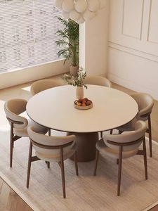 Tavolo da Pranzo in Legno Massello Stile Retrò Francese con Quattro Sedie, Combinazione di Alta Gamma per Appartamenti e Ville, Tavolo Rotondo Semplice - Product Image 3