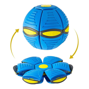 Nueva llegada Led Magic UFO platillo volador bolas planas juguete para mascotas con luces para mascotas perros - Product Image 1